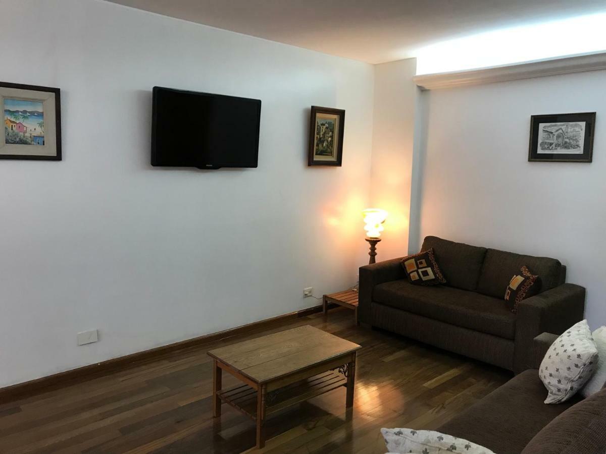 Cabildo Y Juramento Con Parrilla Apartment Буенос Айрес Екстериор снимка